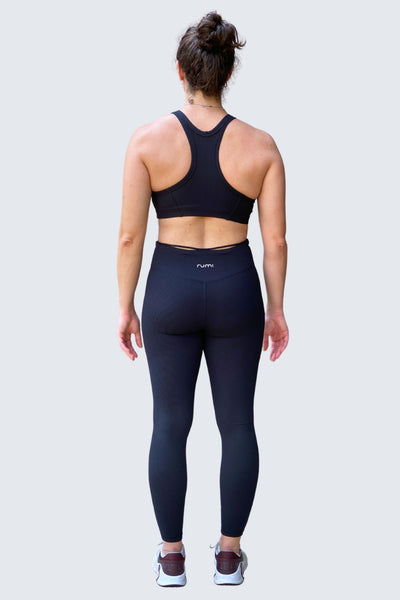 W SunRib Fit RacerBack Bra - Black