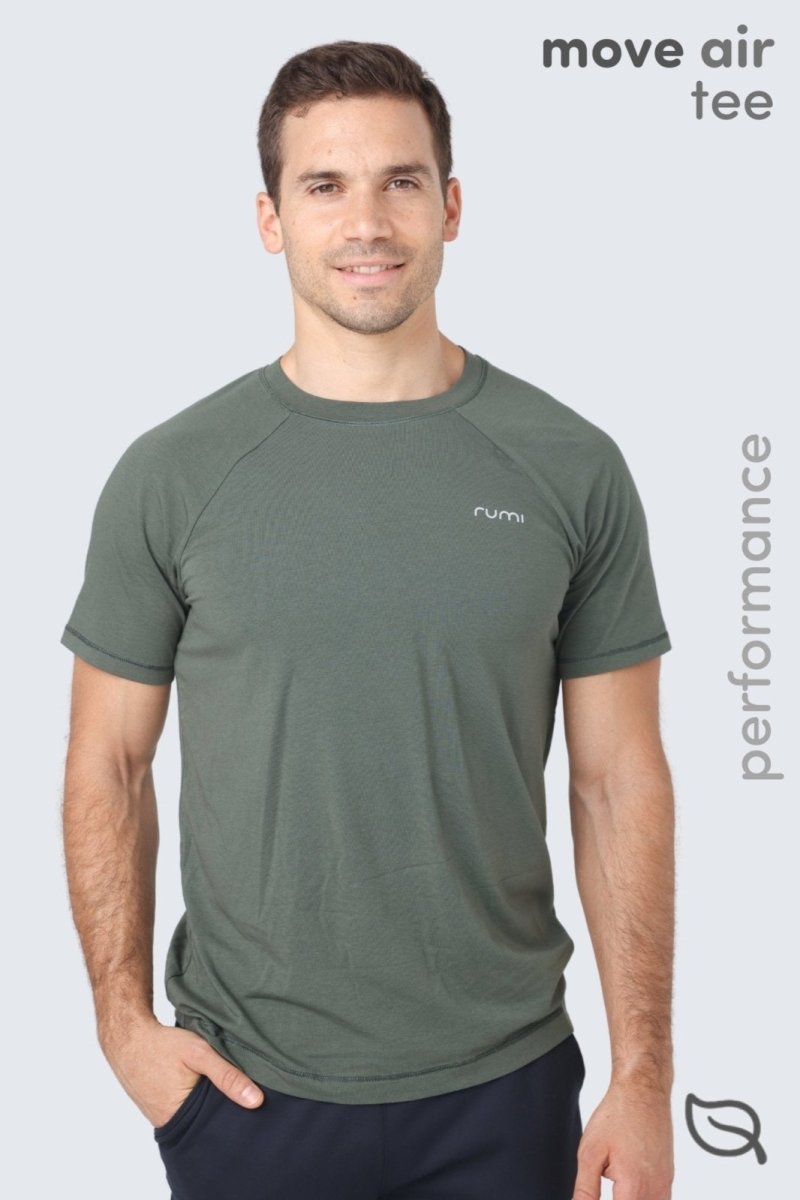 Rumi Earth - MU Move Tee - Olive Deep - R521505DOP - M - Tops