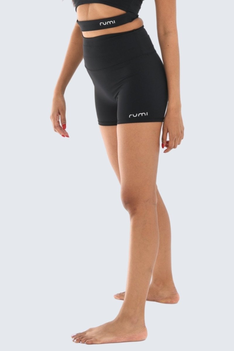 Rumi Earth - W Sun Zen Shorts 4” - Black - R124442BKP - Bottoms