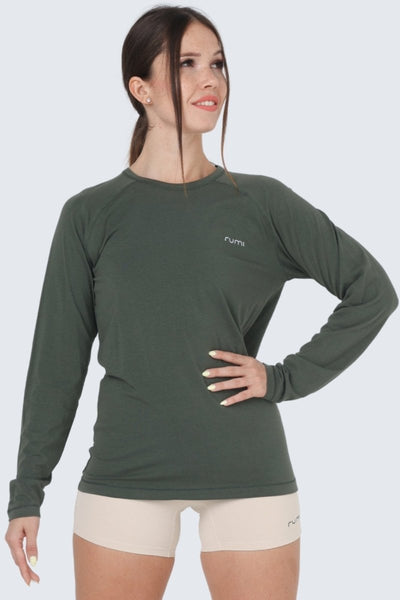 Rumi Earth - WU Move Tee Long Sleeve - Olive Deep - R521515DOP - Tops